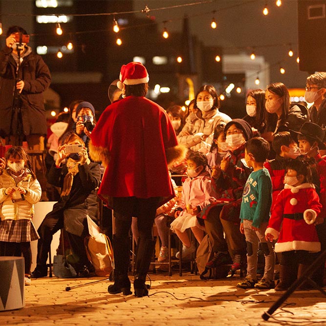 Meguro Heart & Art Christmasのクリスマスショーイベント。なにが始まるのかは、見てのお楽しみ。
心が躍る非日常を体験しよう！！